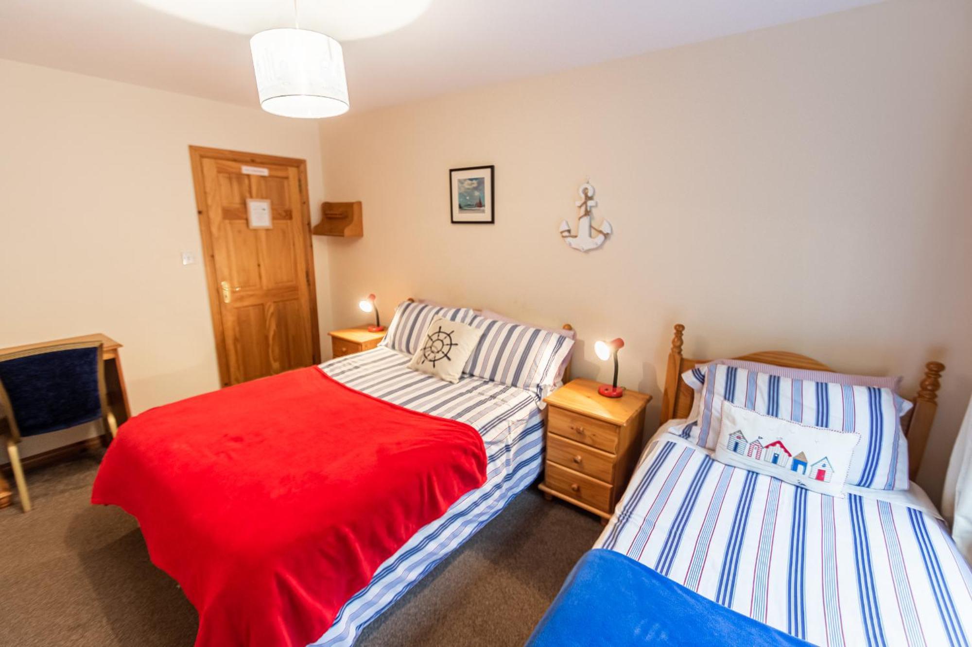 Seawinds Bed And Breakfast Killybegs Δωμάτιο φωτογραφία