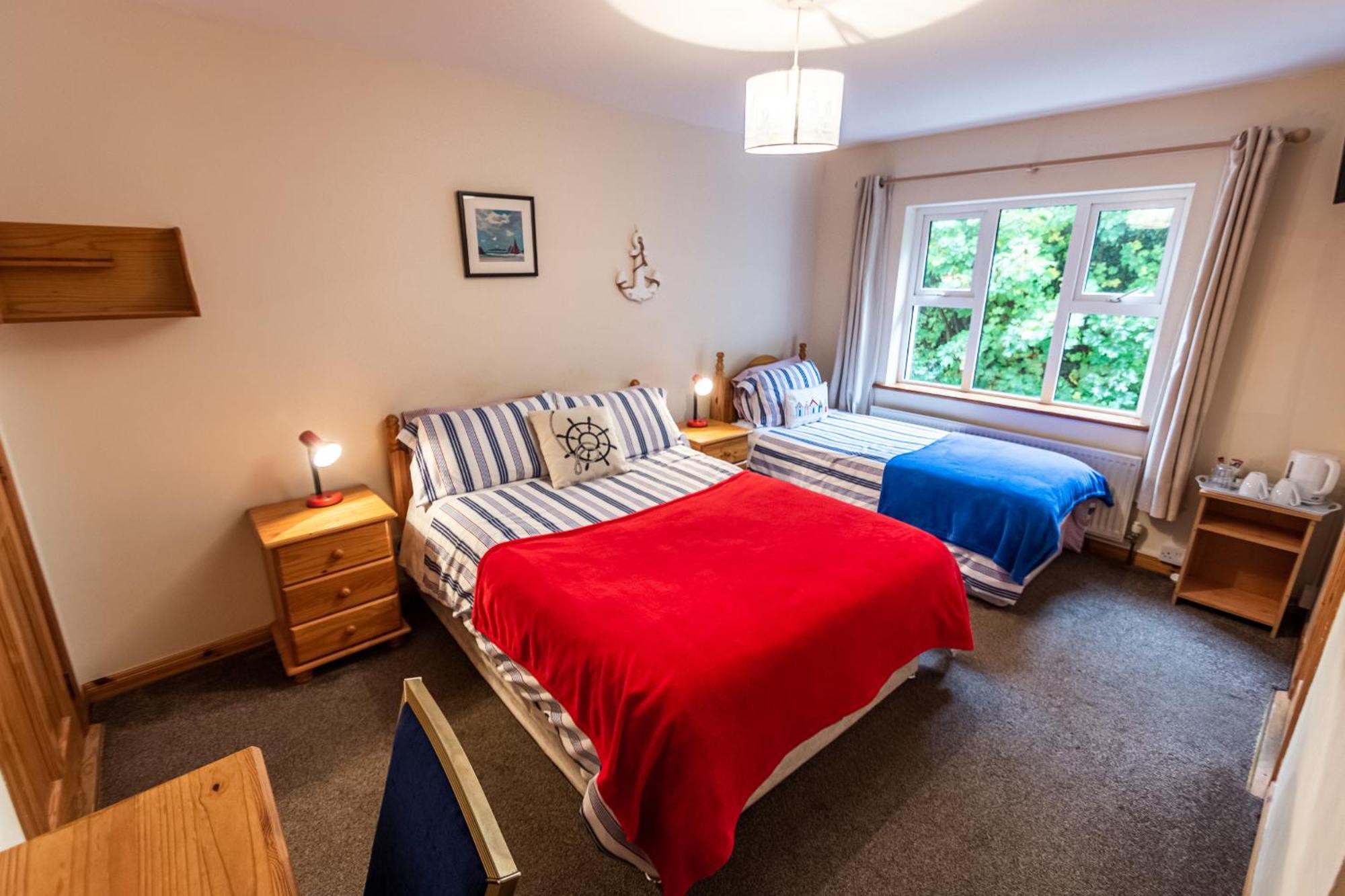 Seawinds Bed And Breakfast Killybegs Δωμάτιο φωτογραφία